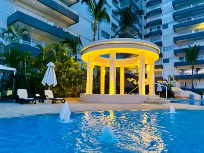Piscina en o cerca de Departamento a pie de playa, vista al Mar, Cerritos, Mazatlan