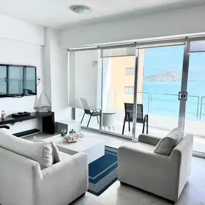 Park Royal 809 Vista al Mar