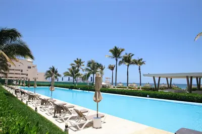 Piscina en o cerca de Beachfront Apartment
