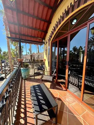 Un balcón o terraza de Suite Atún - Justo Centro y a Pasos de la Playa