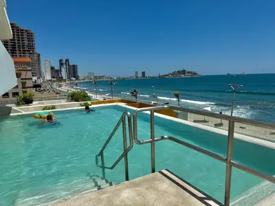 Plano de Habitacion Frente al Malecon By Partner Host