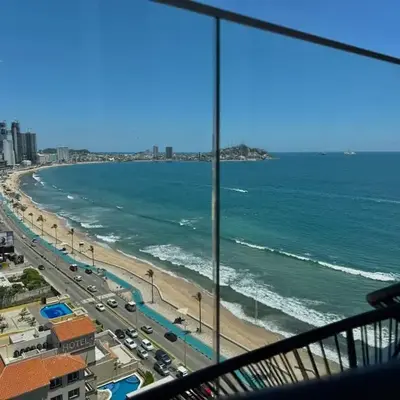 Habitacion Frente al Malecon By Partner Host