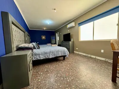 Cama o camas de una habitación en Suite 2 del centro de Cuauhtemoc, Chihuahua, sin cocina