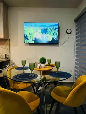 Una televisión o centro de entretenimiento en Marevento304