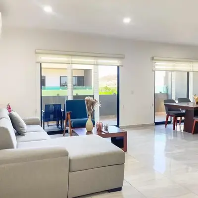 Cozy apartment with pools near the beach