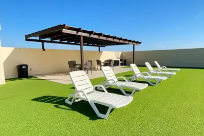Plano de Moderno depa a 1 cuadra de la playa con rooftop view