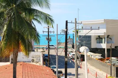 Plano de Moderno depa a 1 cuadra de la playa con rooftop view