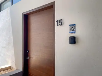 Plano de Charming Apartment w Pool 3 Blocks to Beach