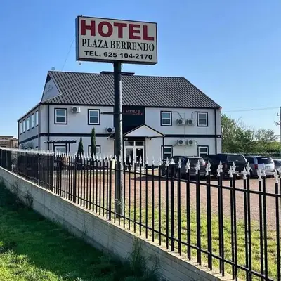 Hotel Plaza Berrendo