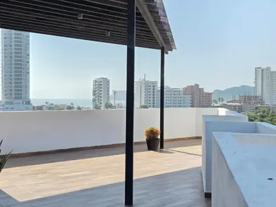 Un balcón o terraza de Departamento con vista al Estadio de Béisbol