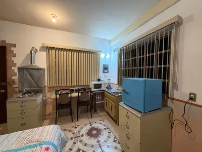Una cocina o zona de cocina en Departamento Nuevo Céntrico Las Marías 1