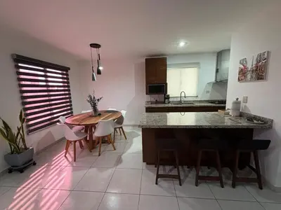 Una cocina o zona de cocina en Departamento en privada en Mazatlan, con alberca