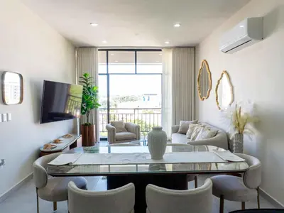 Plano de Beautiful apartment just 3 blocks from the beach