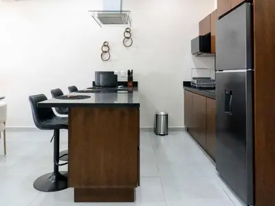 Plano de Beautiful apartment just 3 blocks from the beach