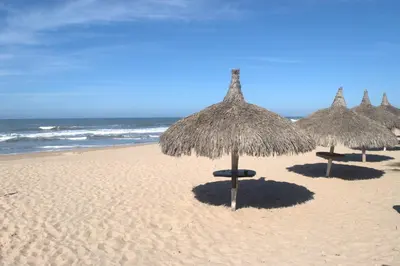 Playa de o cerca de esta casa o chalet