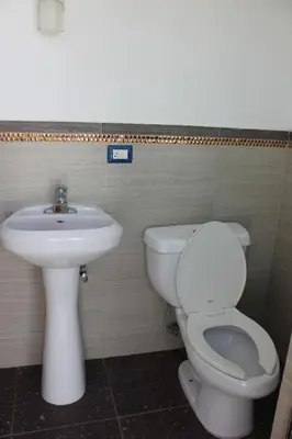 Un baño de Casa Cerritos Resort a 100 m de la playa - MZT LC
