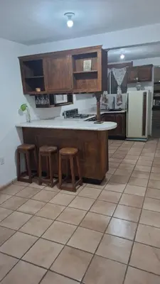 Una cocina o zona de cocina en SmartStay House Spacious, equipped and comfortable