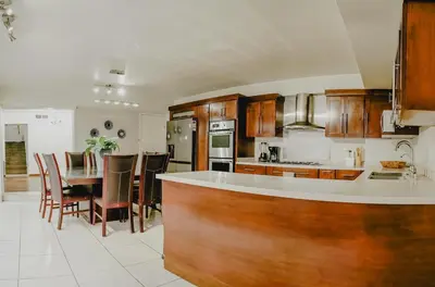 Una cocina o zona de cocina en Casa Prisma amplitud y privacidad