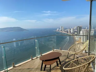 Plano de Camino al Mar, beach front luxury condo, 3 bedrooms