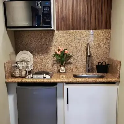 New and Fully-equipped Ground Floor Apartment
