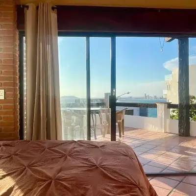 Estudio con Vista Espectacular al Mar y Terraza Privada