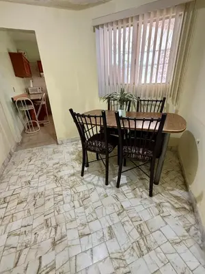 Plano de Casa completa, Excelente ubicación, Cerca IMSS