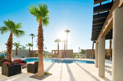 Piscina en o cerca de Courtyard by Marriott Hermosillo