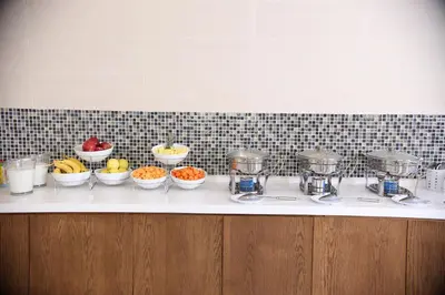 Comida en o cerca de este hotel
