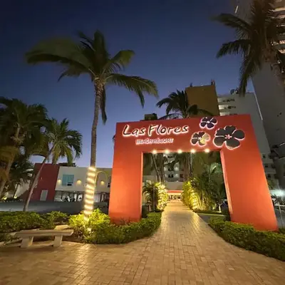 Las Flores Beach Resort