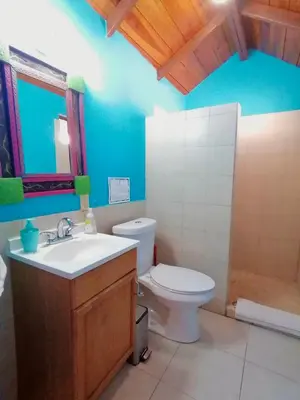 Un baño de Sukasa Bungalows