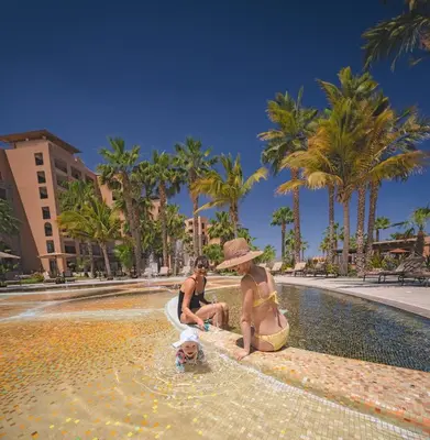 Clientes alojados en Villa del Palmar at the Islands of Loreto