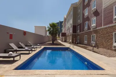 Piscina en o cerca de Extended Suites Saltillo Galerías