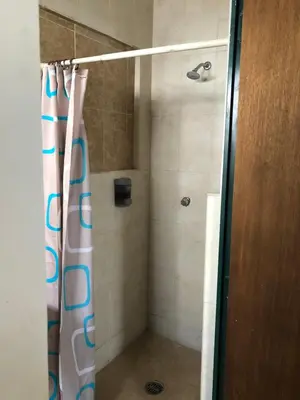 Un baño de Hotel María Elena