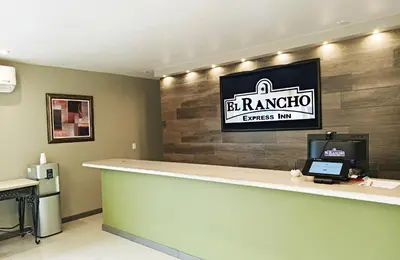 Certificado, premio, señal o documento que está expuesto en Hotel El Rancho