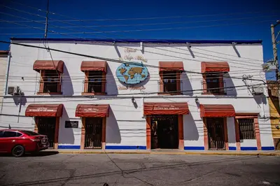 Edificio en el que se encuentra el hotel