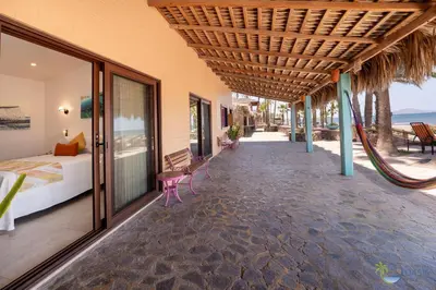 Un balcón o terraza de Hotel Oasis
