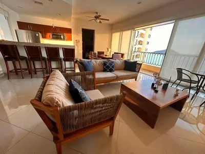 Zona de estar de GAVIAS GRAND MAZATLAN APT. 1415