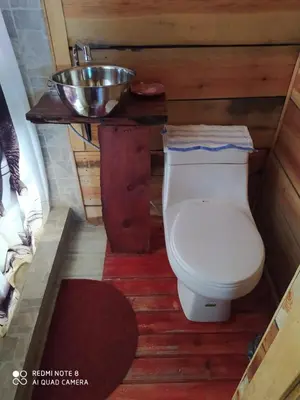 Un baño de Las Herraduras