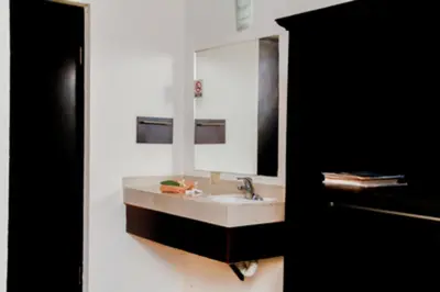 Un baño de Maxihotel Business Class Culiacan