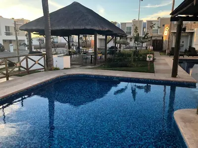 Piscina en o cerca de Bella Casa 3 Rec 4 Baños Piscina Playa para 12