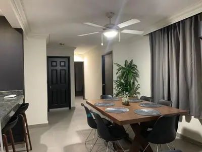 Plano de Zona dorada: amplio departamento para 12