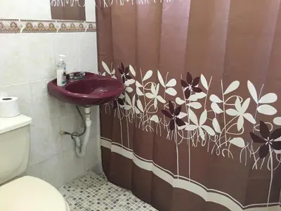 Un baño de Casa 4-100-egas