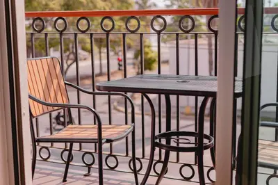 Plano de La Lola Hotel & Suites