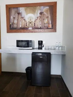 Una cocina o zona de cocina en HOTEL PLAZA MATAMOROS