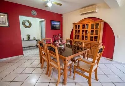 Zona de estar de Casa 12-1 - Beautiful Mountain Views (Newly Renovated - Pictures To Come!)