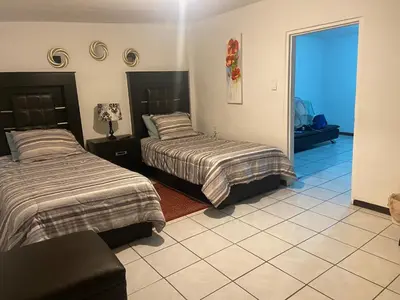Cama o camas de una habitación en Apartamento familiar 2 Rec WiFi Alta velocidad
