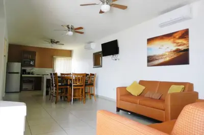Una cocina o zona de cocina en Diamante Joyas Del Mar Bahia de Kino