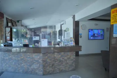 Una televisión o centro de entretenimiento en Hotel San Diego