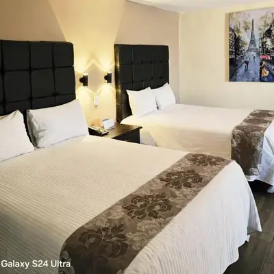 Hotel Express Inn