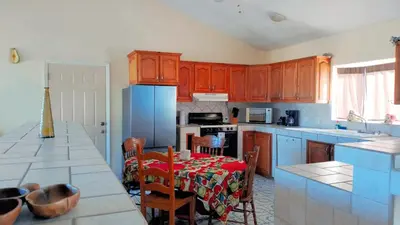 Una cocina o zona de cocina en Casa Grande - Coco Cabanas Loreto